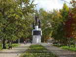 Памятник пограничникам. Фото А. А. Обыночного. Октябрь 2005 г.